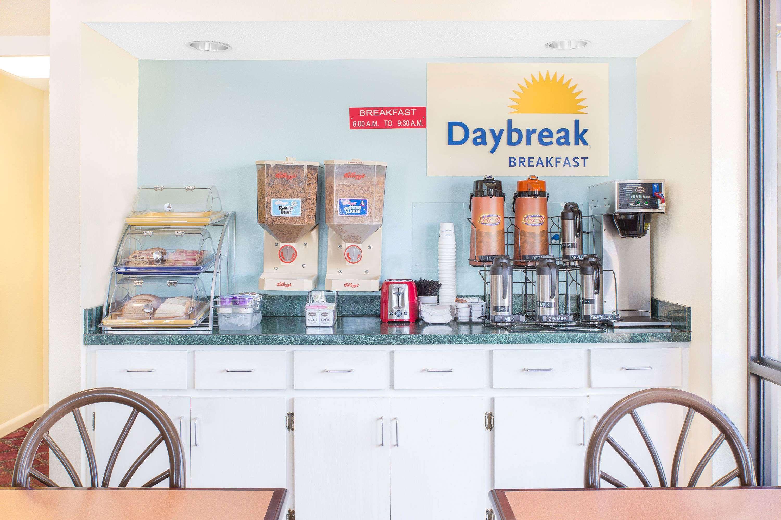 Days Inn By Wyndham N Little Rock East North Little Rock Ngoại thất bức ảnh
